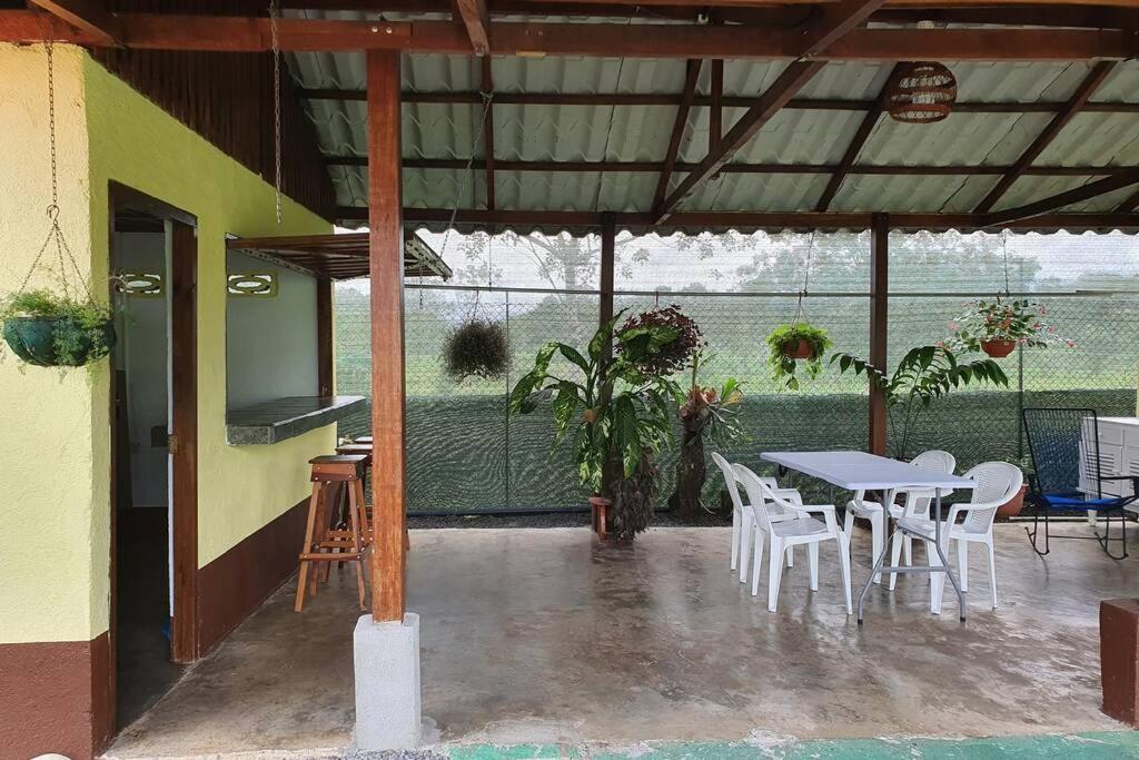 Cabana Roleo Tanque Luaran gambar